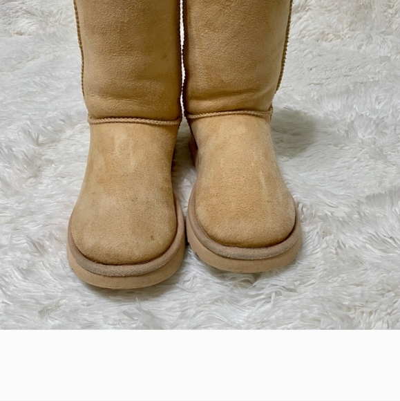 UGG Classic Short II Leather Boots Amberlight 1016223 Women’s Size 6 - Picture 3 of 4